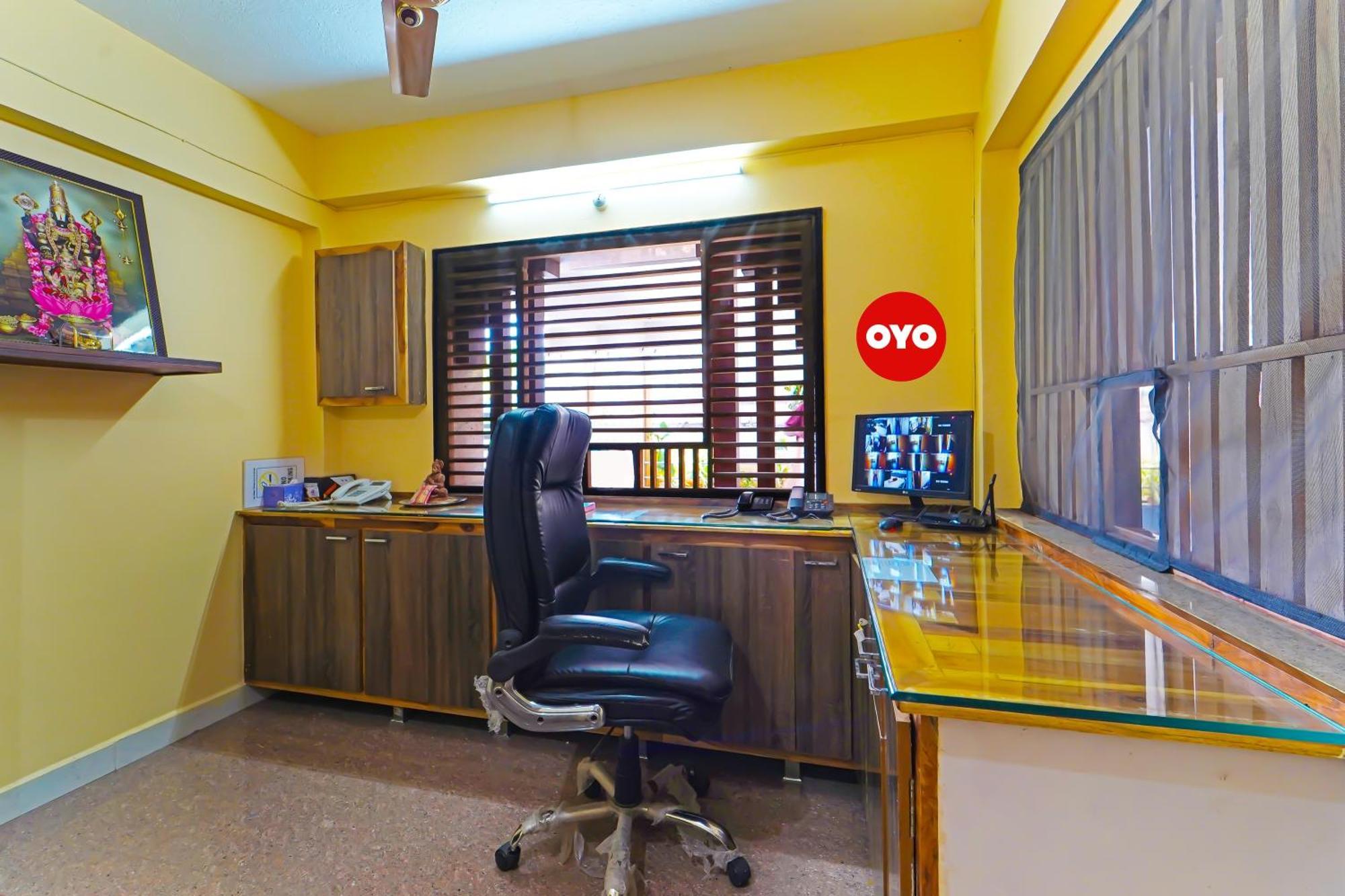 Hotel O Jayam Residency Tirupati Buitenkant foto